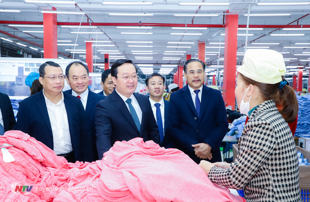 Chủ tịch UBND tỉnh thăm, chúc Tết một số doanh nghiệp, nhà đầu tư tại Nghệ An