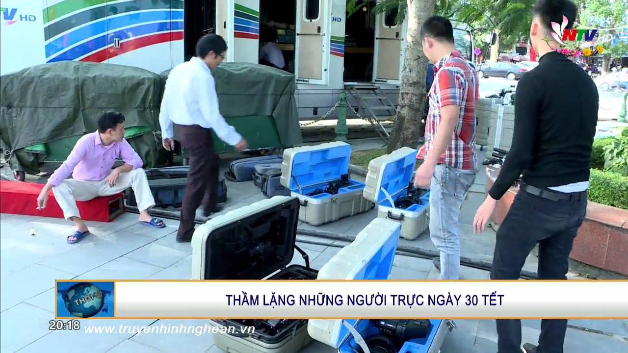 Thầm lặng những người trực ngày 30 tết