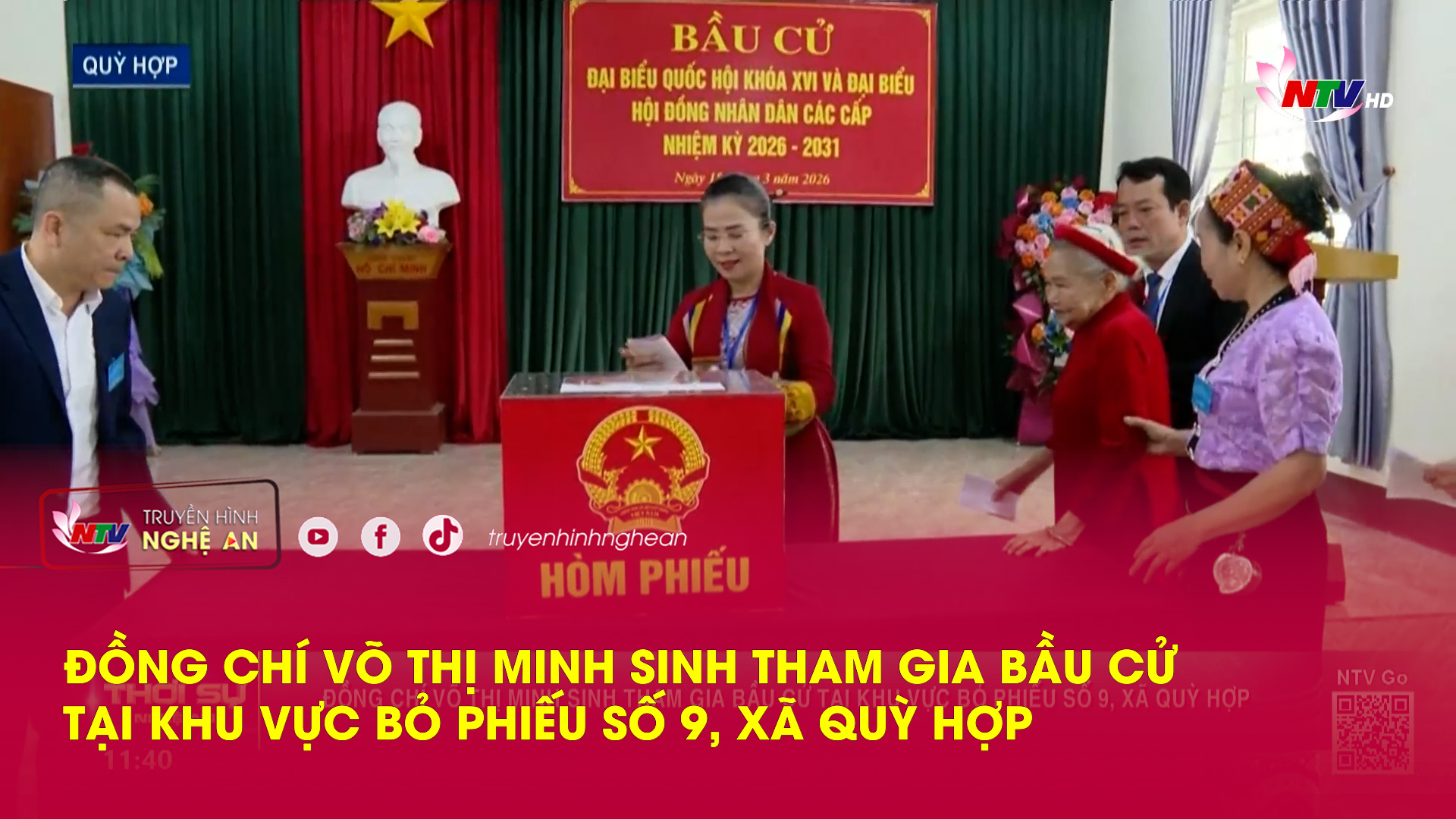 Đồng chí Võ Thị Minh Sinh tham gia bầu cử tại khu vực bỏ phiếu số 9, xã Quỳ Hợp