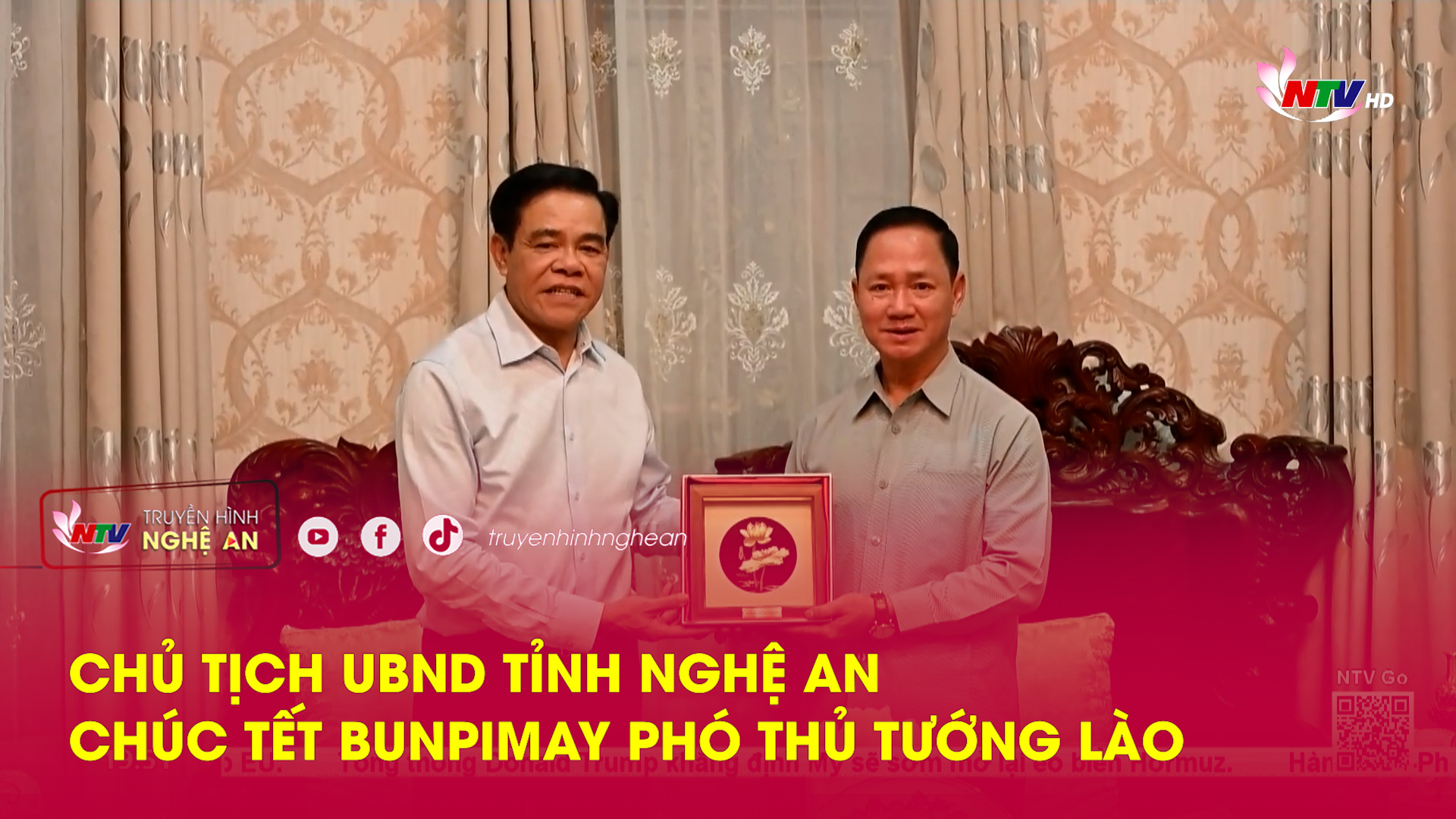 Chủ tịch UBND tỉnh Nghệ An chúc Tết Bunpimay Phó Thủ tướng Lào