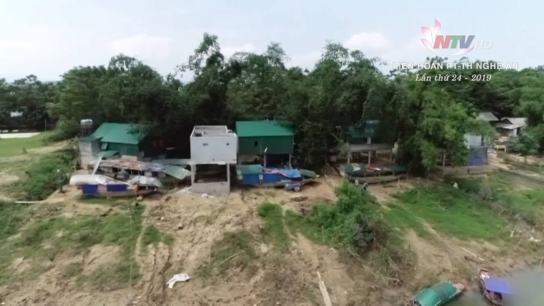 Cái sảy nảy cái ung