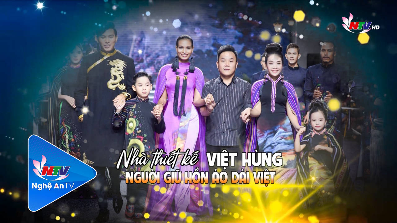 Trò chuyện cuối tuần: Nhà thiết kế Việt Hùng - Người giữ hồn áo dài Việt