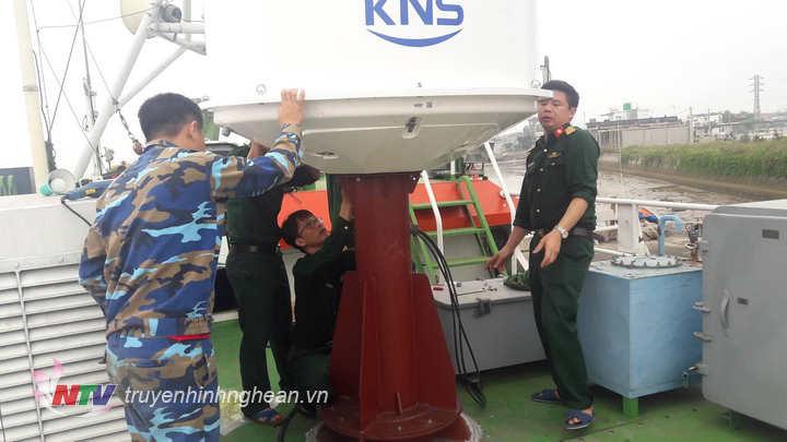 Tập huấn nghiệp vụ khai thác sử dụng hệ thống thông tin Vinasat tàu biển