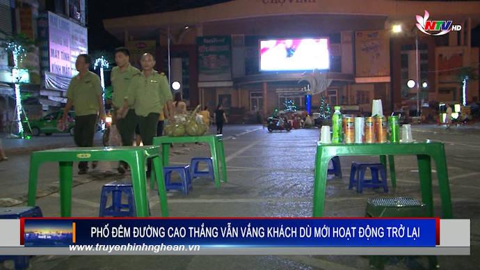 Phố đêm đường Cao Thắng vẫn vắng khách dù mới hoạt động trở lại