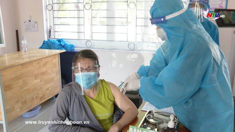 Vì sao tỷ lệ tiêm Vaccine Covid 19 ở Nghệ An đạt thấp ?