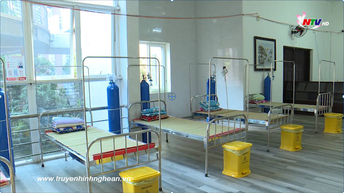 Bệnh viện dã chiến đầu tiên tạm dừng hoạt động