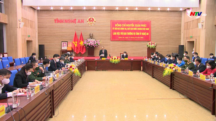 Chủ tịch nước Nguyễn Xuân Phúc làm việc với Ban Thường vụ Tỉnh ủy