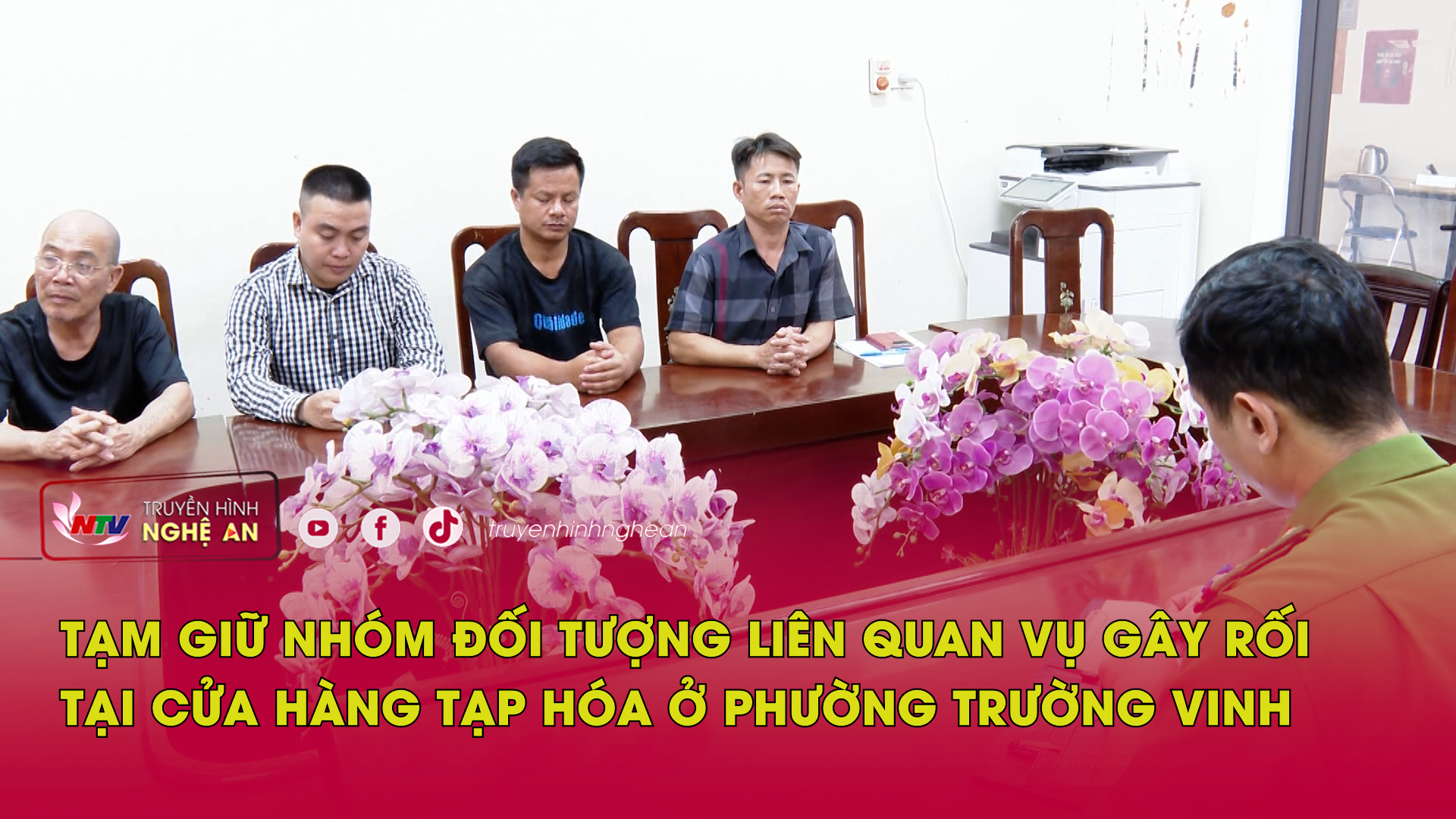 Tạm giữ nhóm đối tượng liên quan vụ gây rối tại cửa hàng tạp hóa ở phường Trường Vinh
